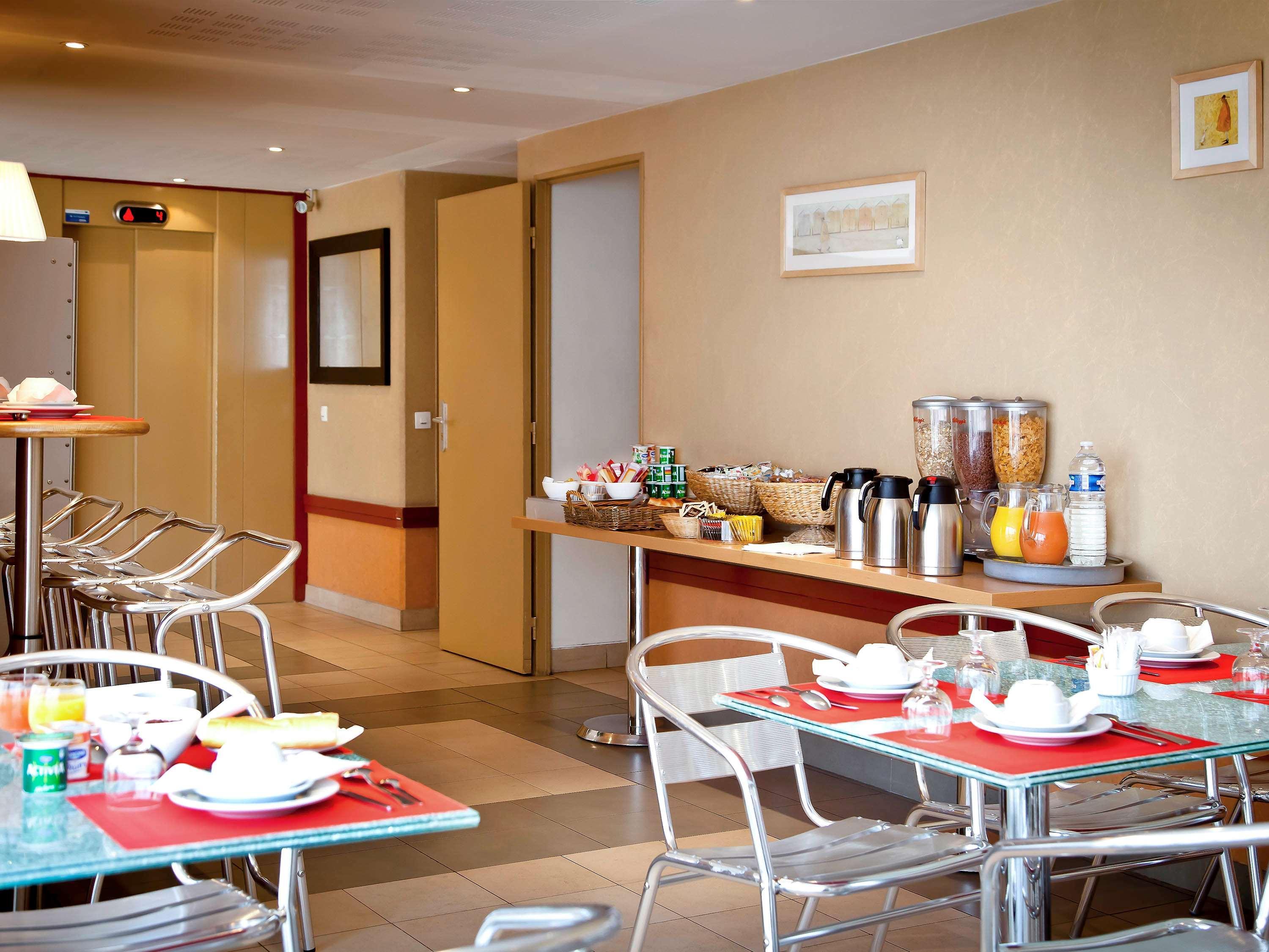 Aparthotel Adagio Access Paris Saint-Denis Pleyel Exterior foto
