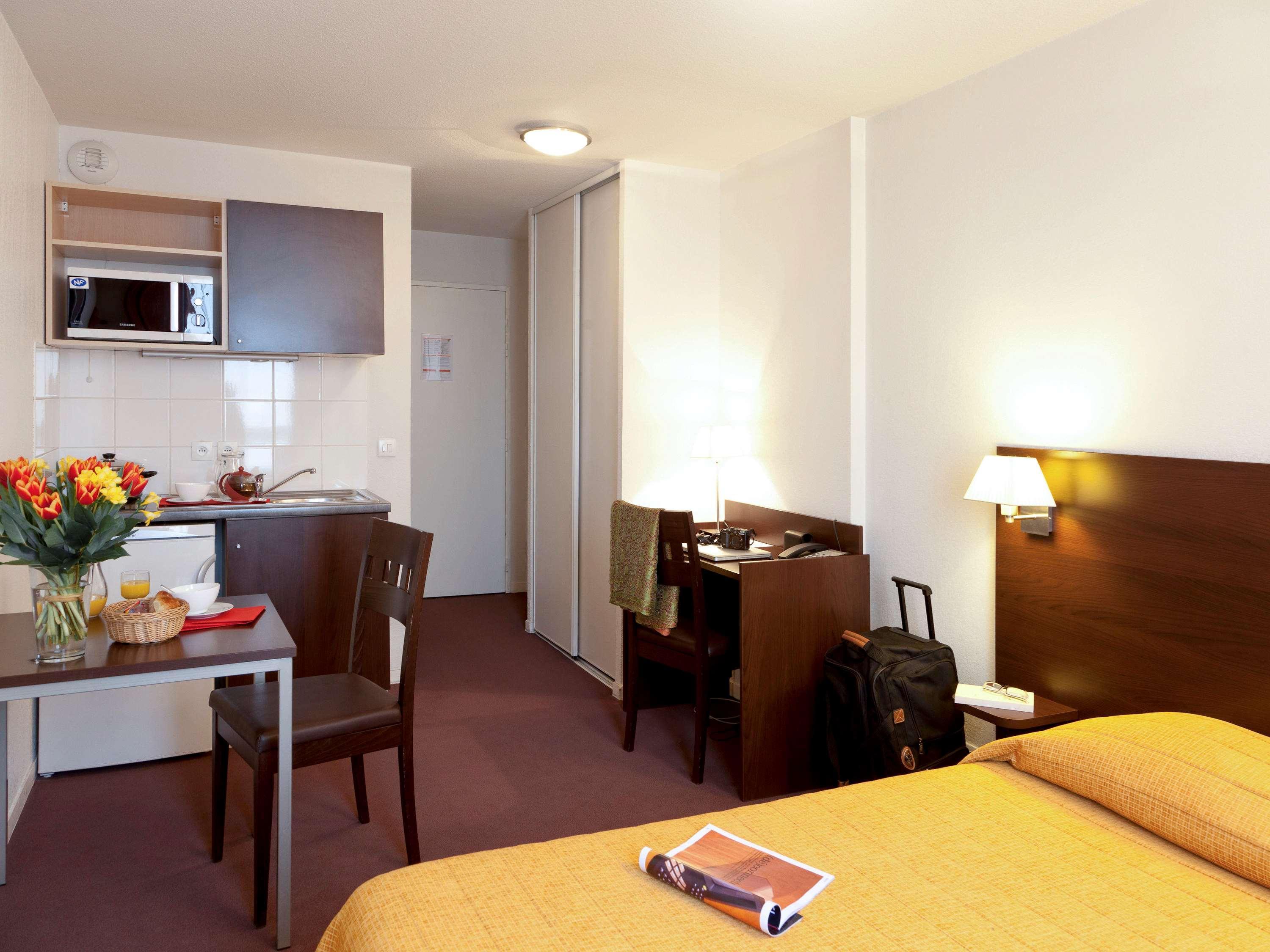Aparthotel Adagio Access Paris Saint-Denis Pleyel Exterior foto